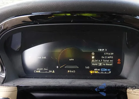 2022 Lincoln Corsair Grand Touring z USA, uszkodzony, nr VIN 5LMTJ5DZ2NUL02933